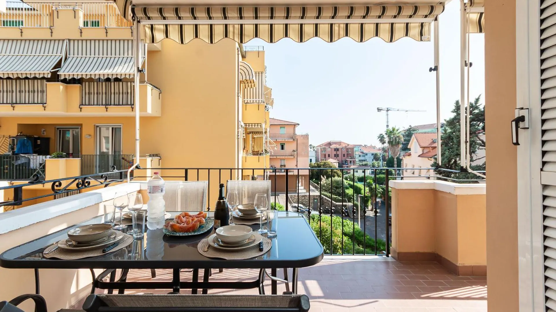 Mediterranee - 200M Dal Mare, Parcheggio Privato, Idromassaggio Imperia Apartmán