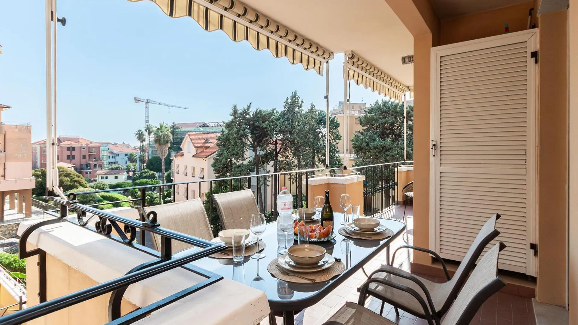 Mediterranee - 200M Dal Mare, Parcheggio Privato, Idromassaggio Imperia 0*,