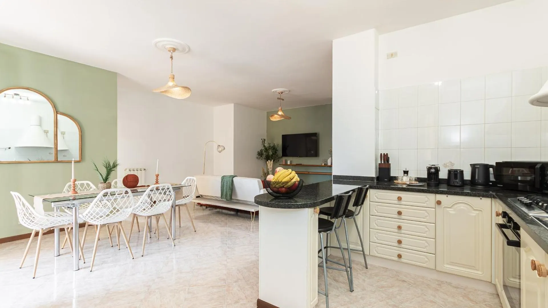 Apartment Mediterranee - 200M Dal Mare, Parcheggio Privato, Idromassaggio Imperia