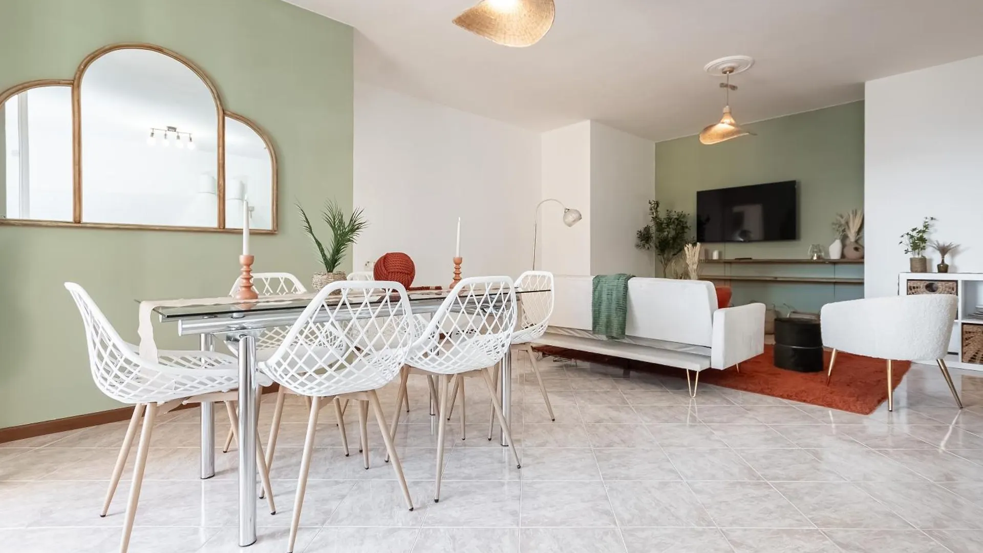 Mediterranee - 200M Dal Mare, Parcheggio Privato, Idromassaggio Imperia
